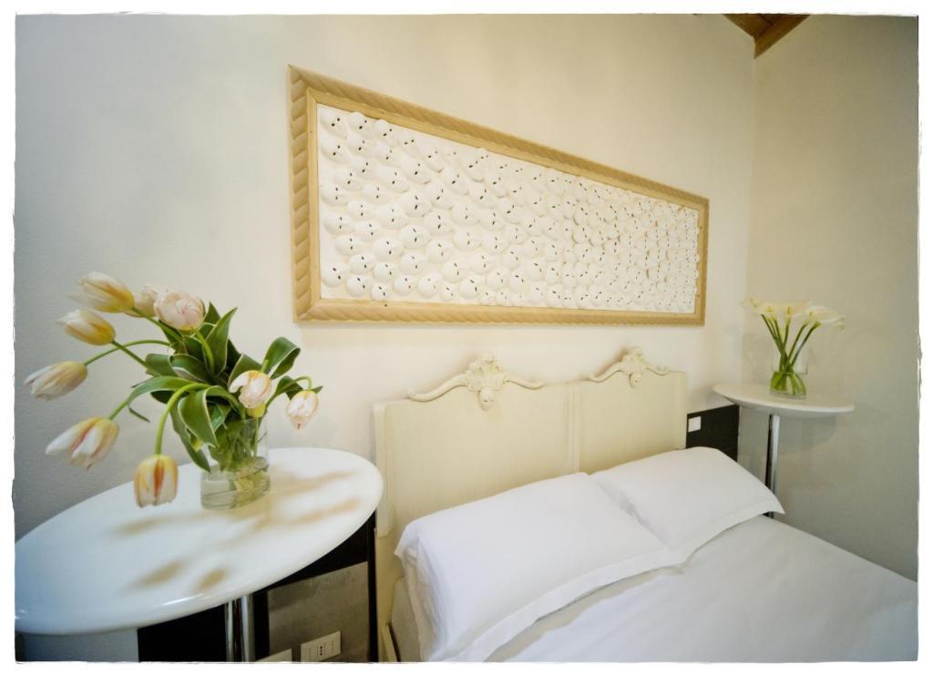 The Place Cagliari Room photo